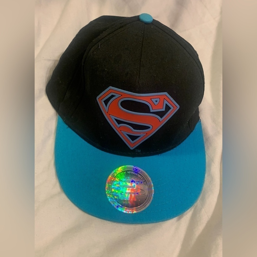 DC Comics SUPERMAN Red & Blue Silicone‎ Logo HIP-HOP HAT CAP Adult OSFM SnapBack